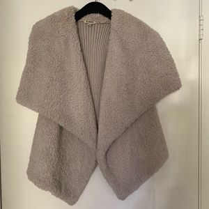 BB DAKOTA Beige Cream Sweater Vest - L